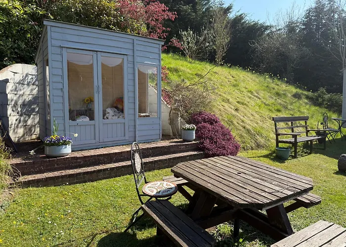 Hilltop Hut