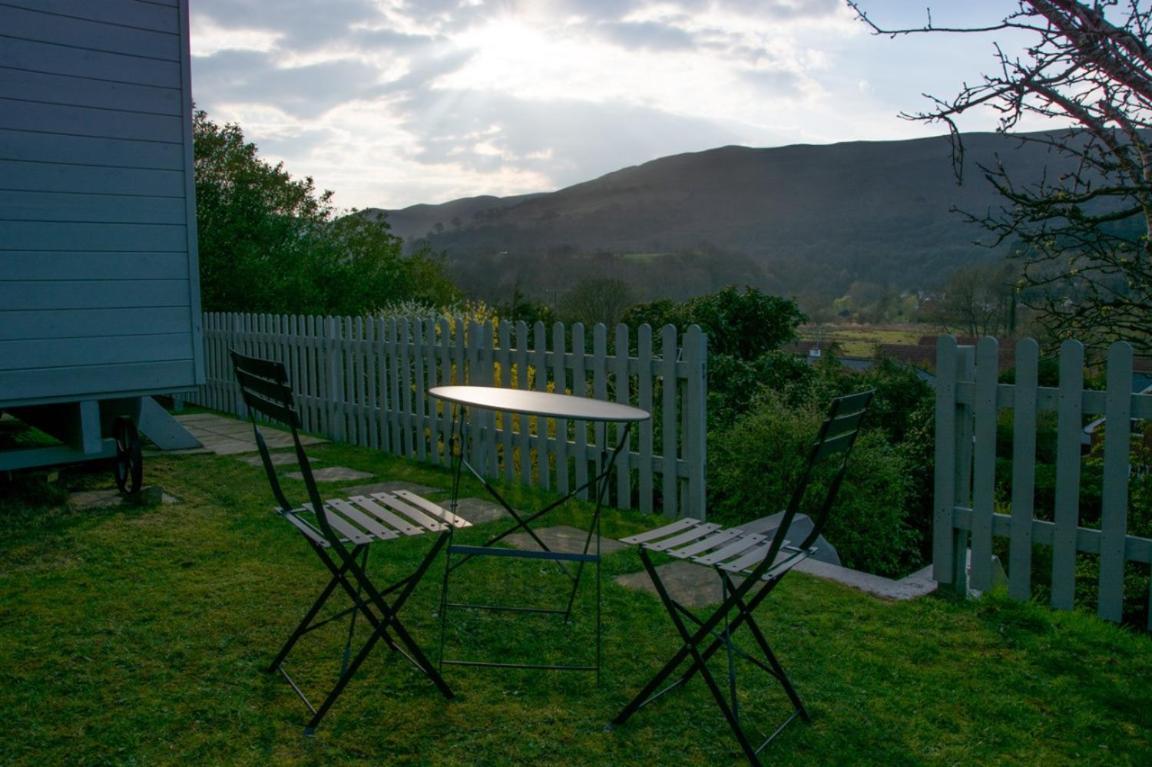 Hilltop Hut Luxury tent